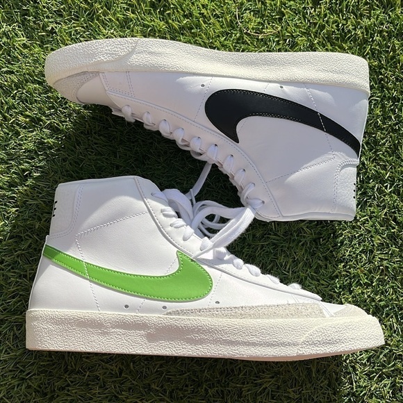 NWT! NIKE BLAZERS - Picture 13 of 15